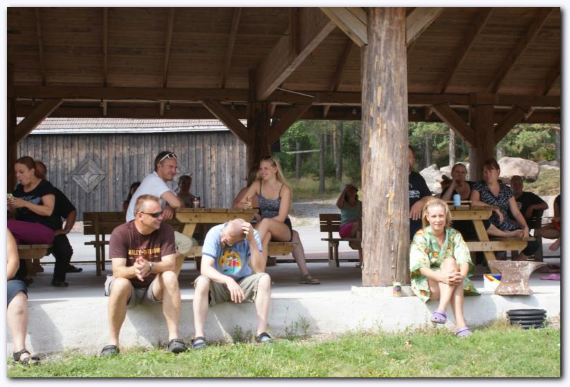 802x537 pixels (78K)